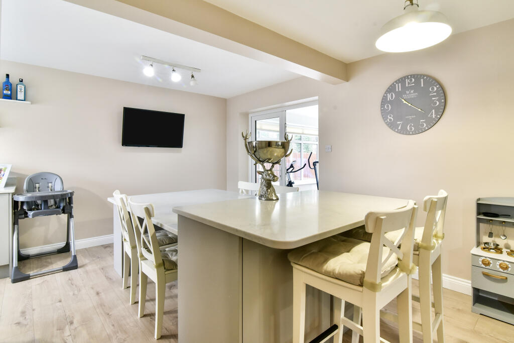 Far Golden Smithies, Mexborough, S64 photo 4