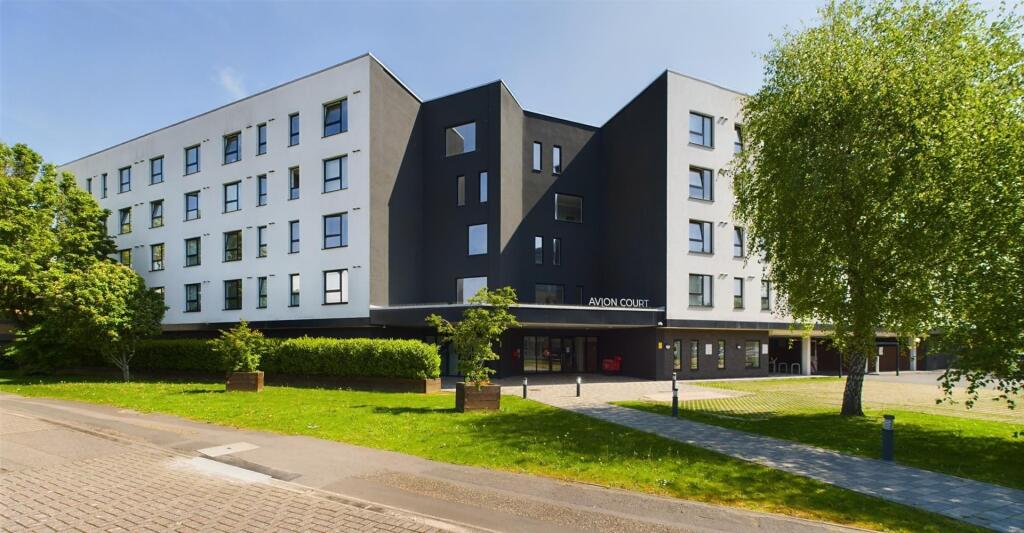 Main image of property: London Road, Town Centre