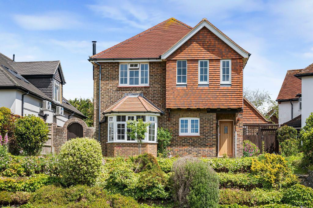 Main image of property: Chyngton Road, Seaford, East Sussex, BN25 4HA