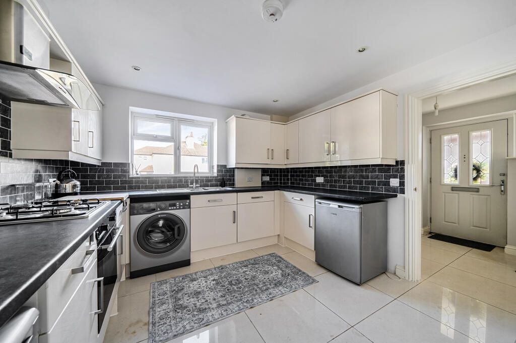 House in Sevenoaks - More