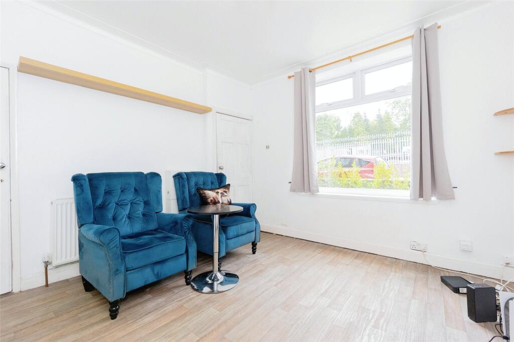 Main image of property: Gordon Street SK4