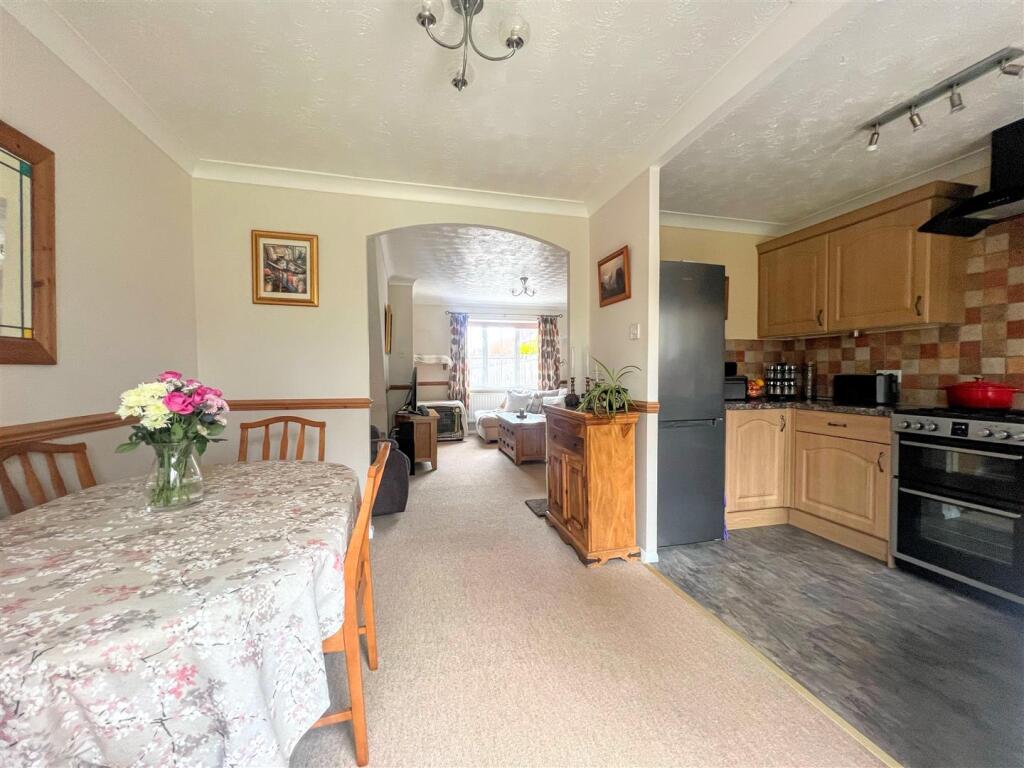 House in Plymouth, Chaddlewood - More