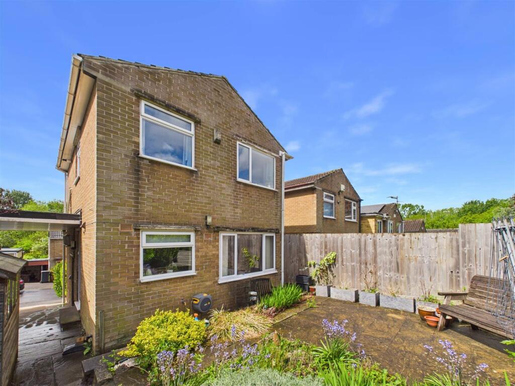 Main image of property: Moor View Road, Sheffield