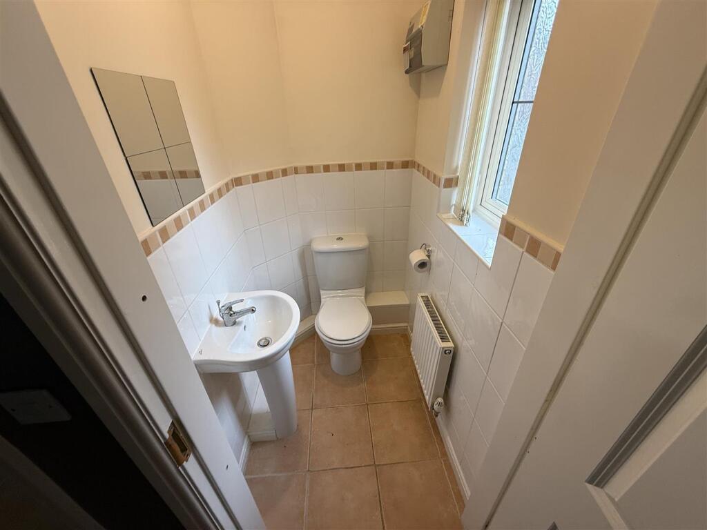 House in Nottingham - View 5