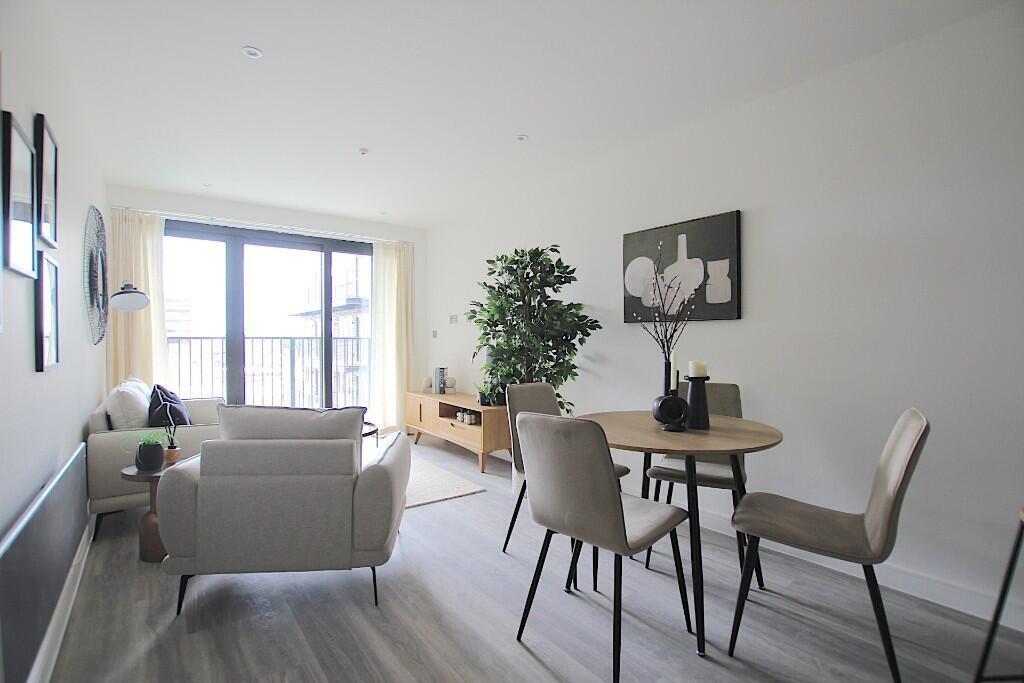 Apartment in Waltham Cross - View 4
