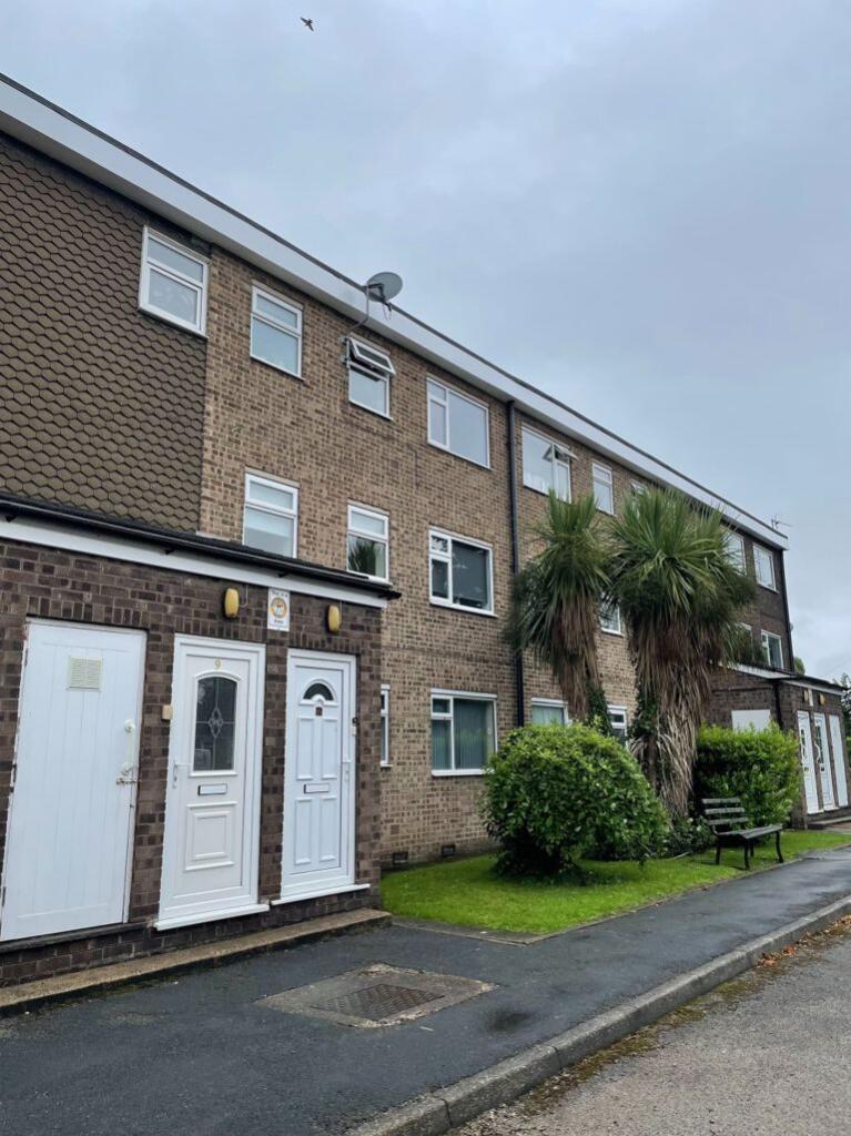 Main image of property: 6 Harwood Court, Hedon, HU12 8HX