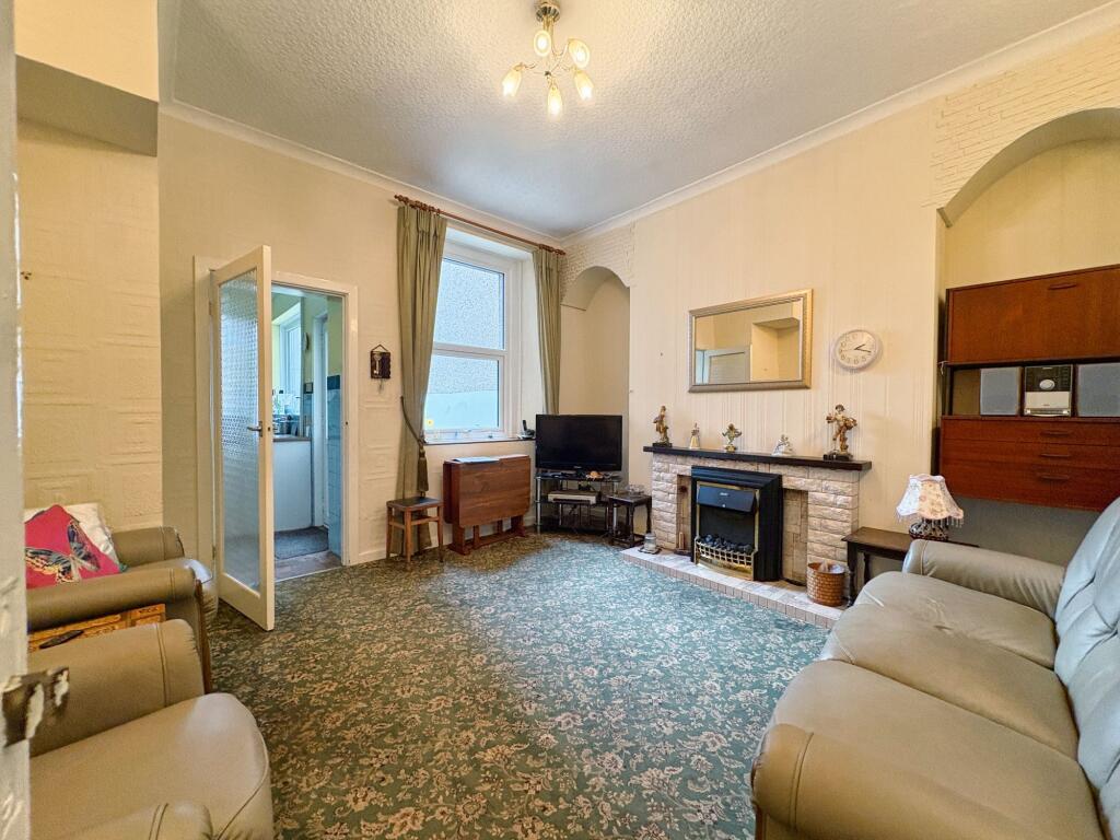 House in Swansea, Briton Ferry - More