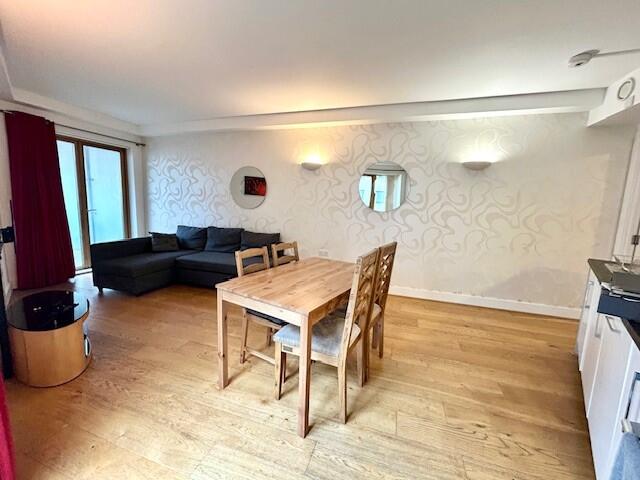Apartment in Brighton - View 2