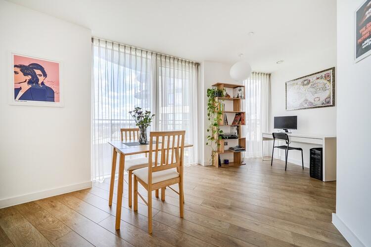 Apartment in Ilford - View 5