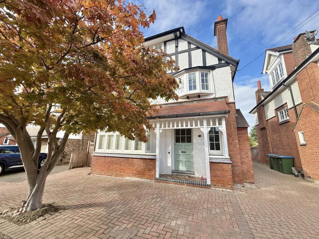 Main image of property: Westville Road, Thames Ditton