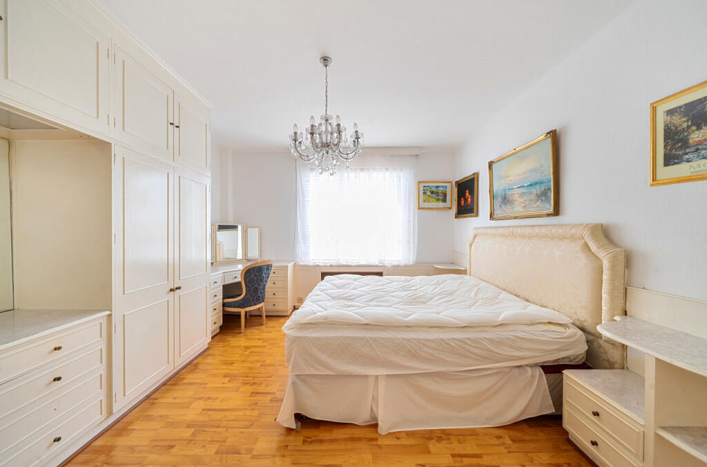 Apartment in London, St. John's Wood - View 3