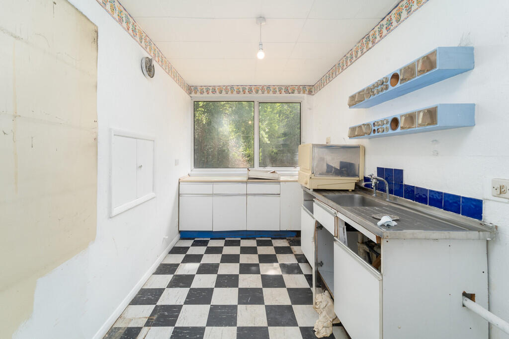 Apartment in London - View 3