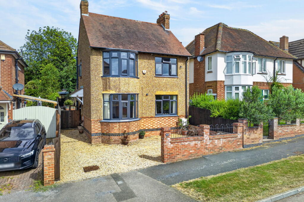 House in Kettering, Avondale