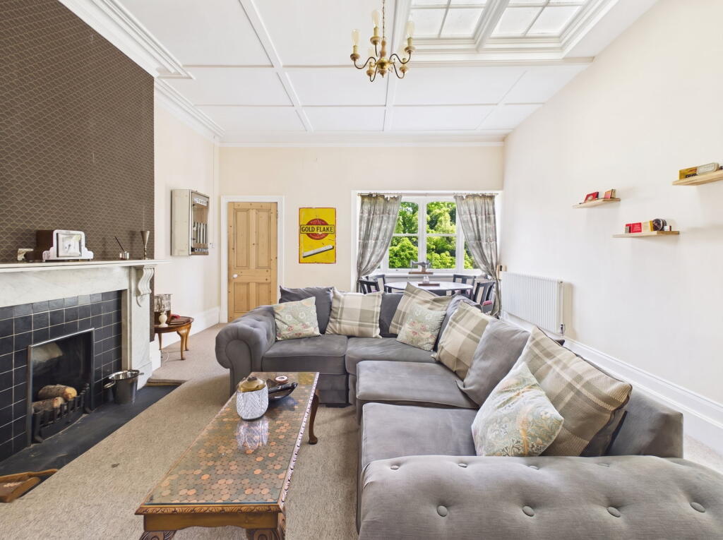 Apartment in Brighton - View 4