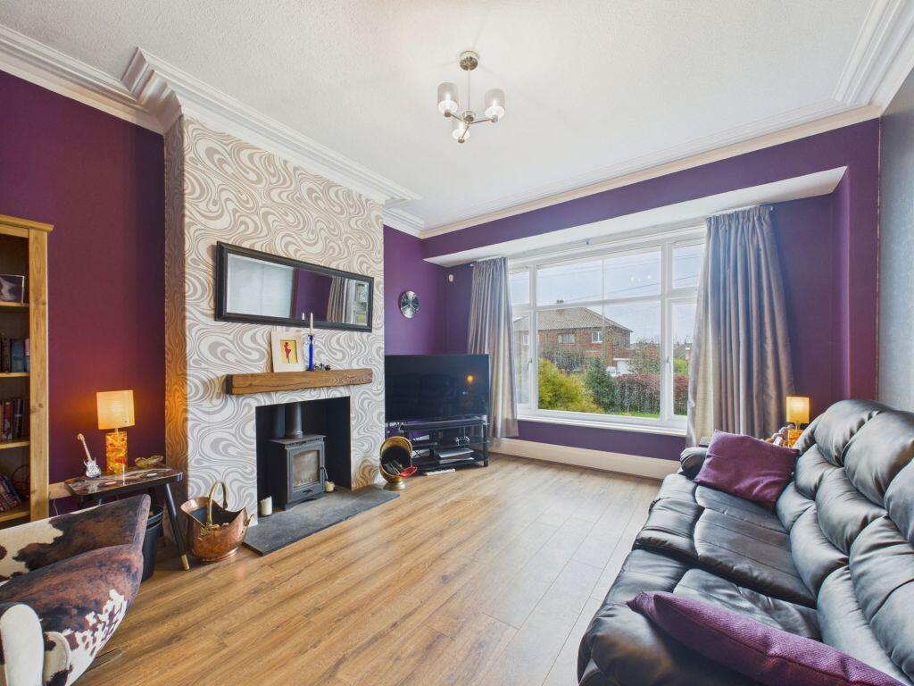 12 Castle Road, Whitby photo 2