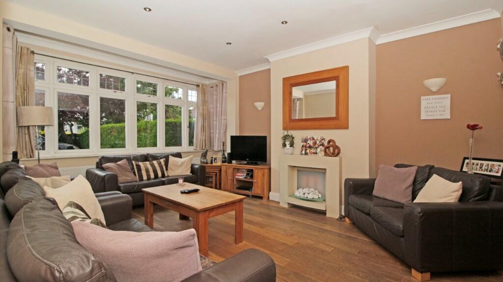 Wickham Chase, West Wickham, BR4 photo 2