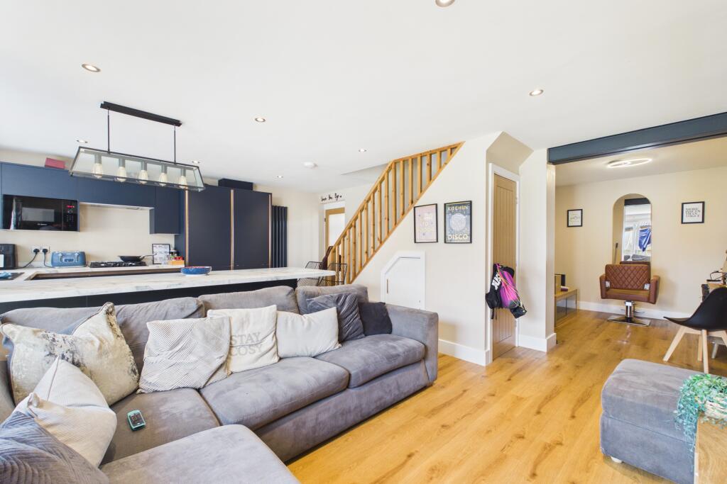 House in Newcastle upon Tyne - More
