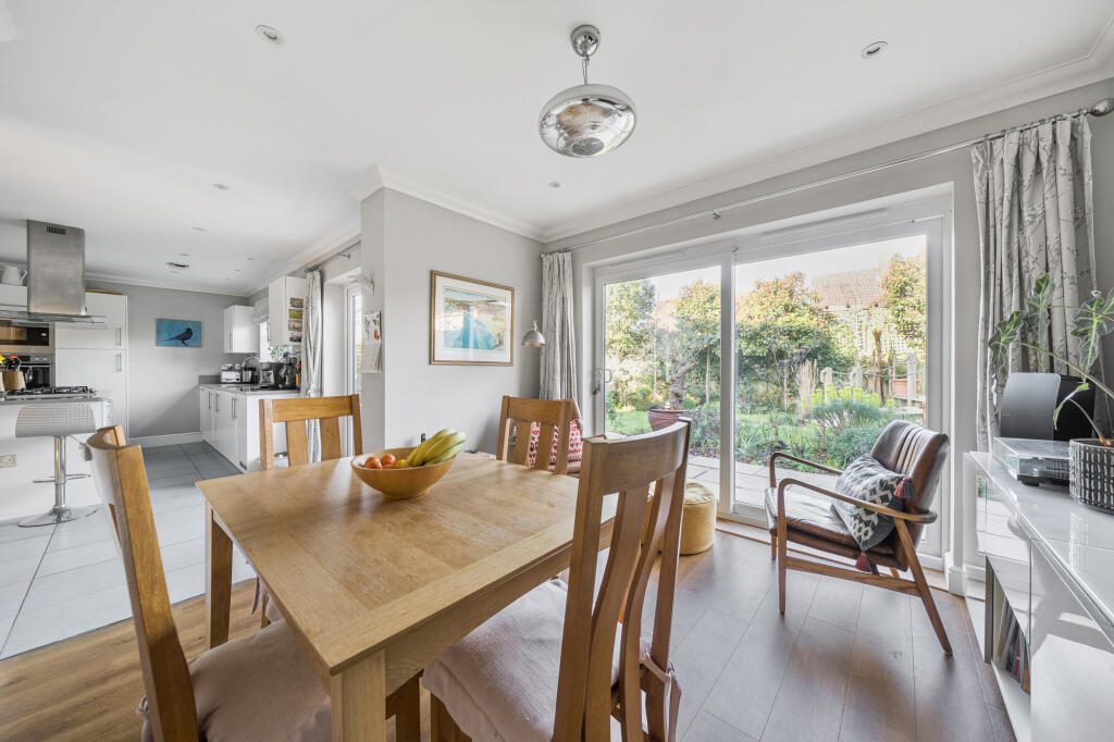 House in Tonbridge - More