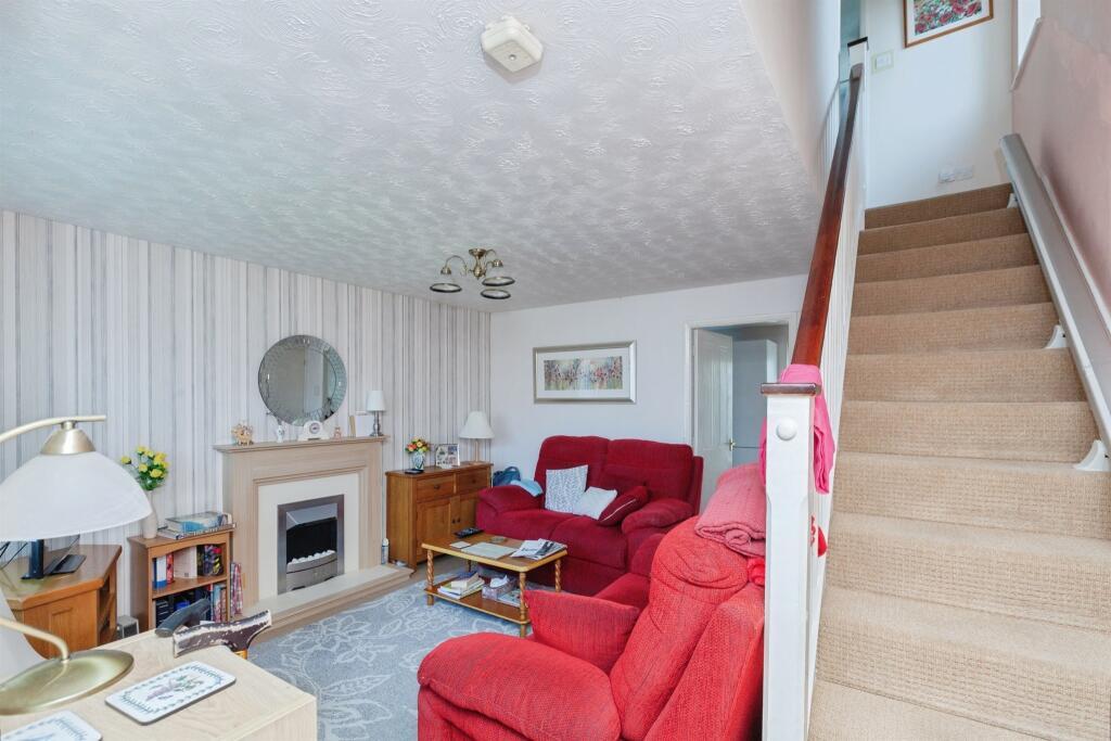 35 Boynton Road, Leicester, Leicestershire LE3 1PR photo 2