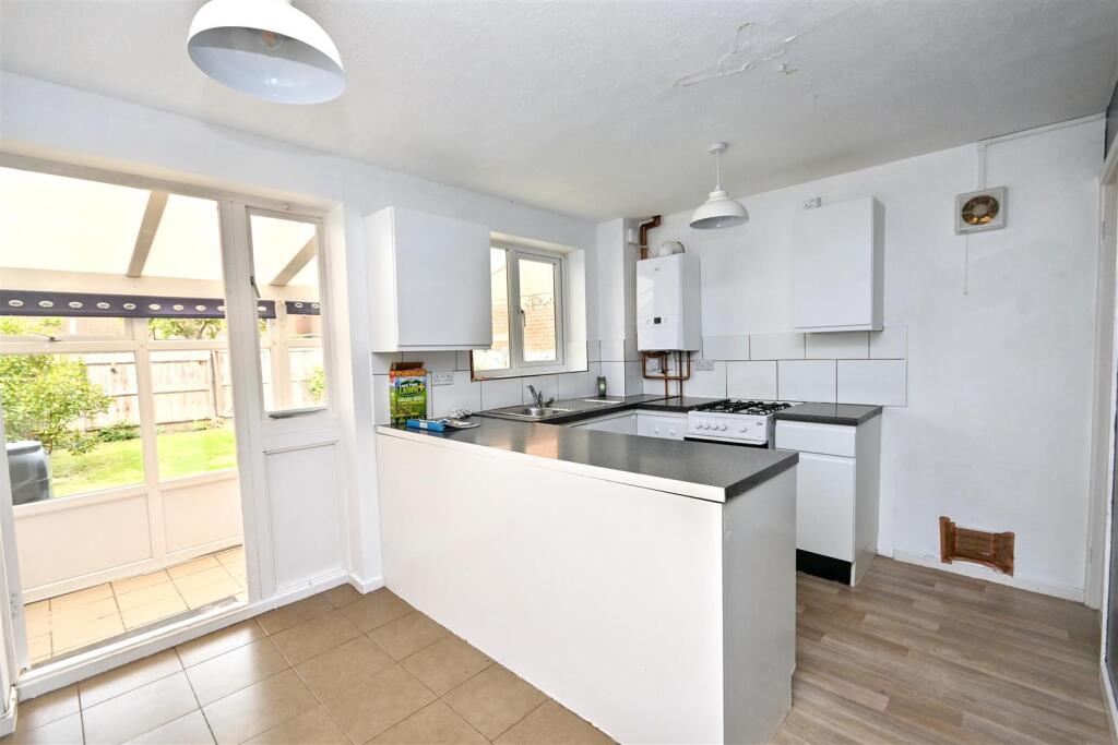 House in Eastbourne, East Sussex - View 3