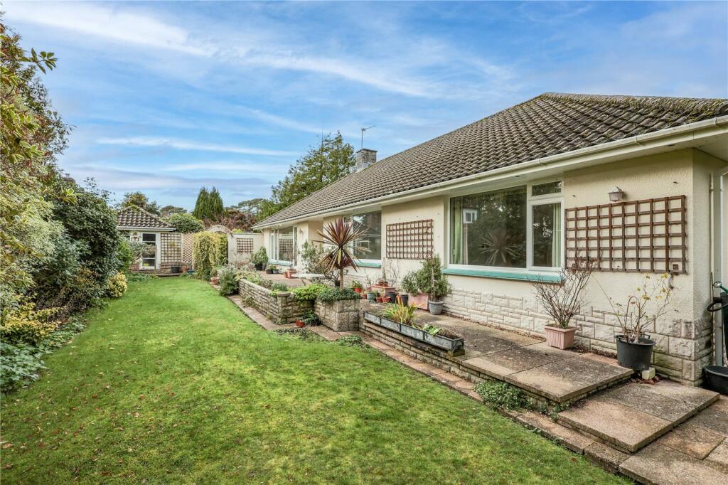 Canford Crescent, Canford Cliffs, Poole, Dorset, BH13