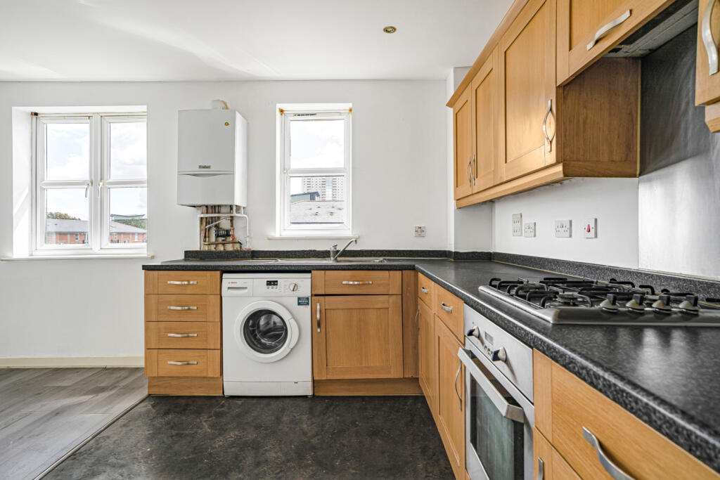 Apartment in London - More