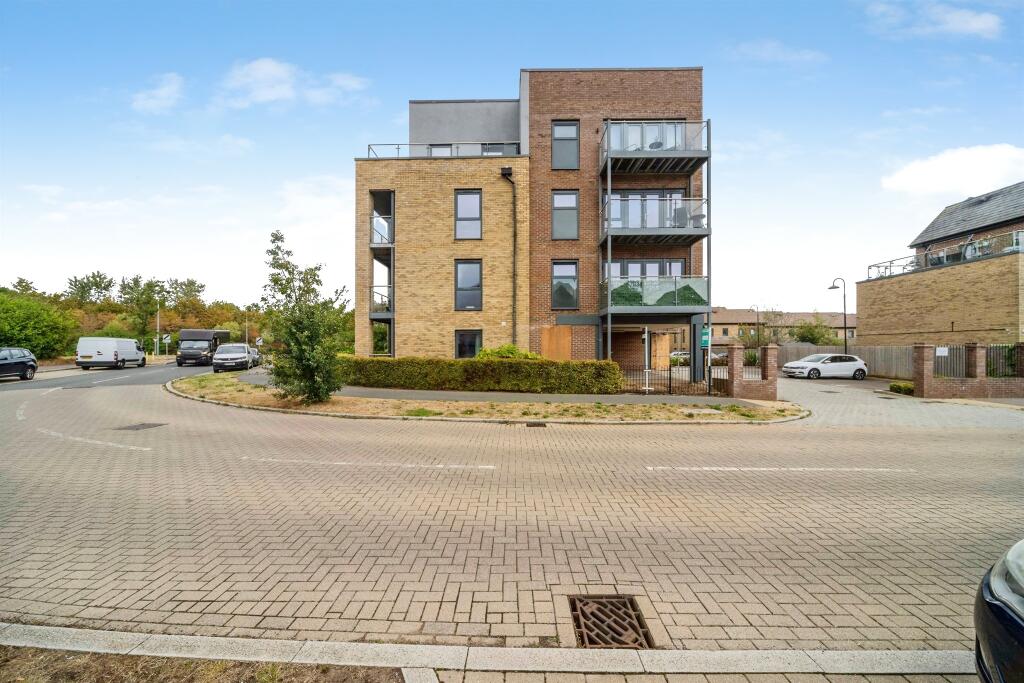 Apartment in Milton Keynes, Oakgrove, Broughton and Milton Keynes