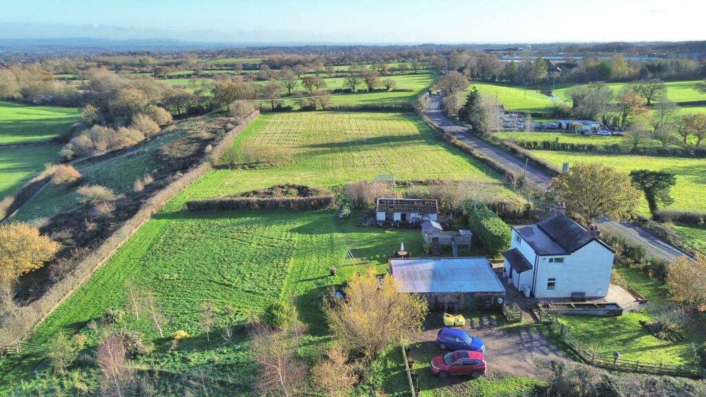 House in Wrexham, Hope - View 2