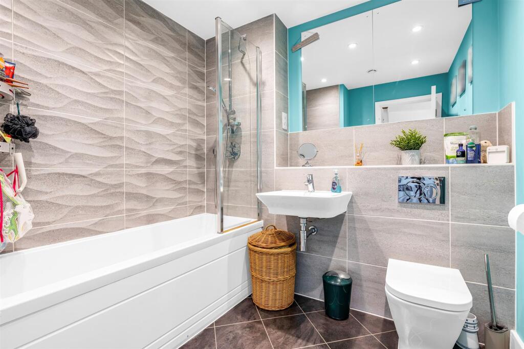 Additional image 24 of Appletree Way, Welwyn Garden City