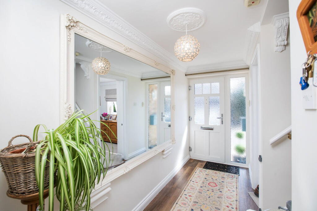 House in Northampton, Stanion - More