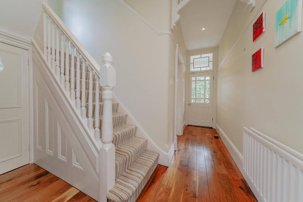 House in Birmingham, The Calthorpe Estate, Harborne - View 2