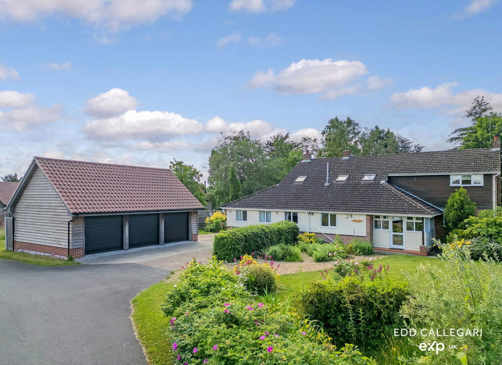 Main image of property: Mill Farm, Hadleigh Road, Elmsett, Ipswich, IP7 6ND