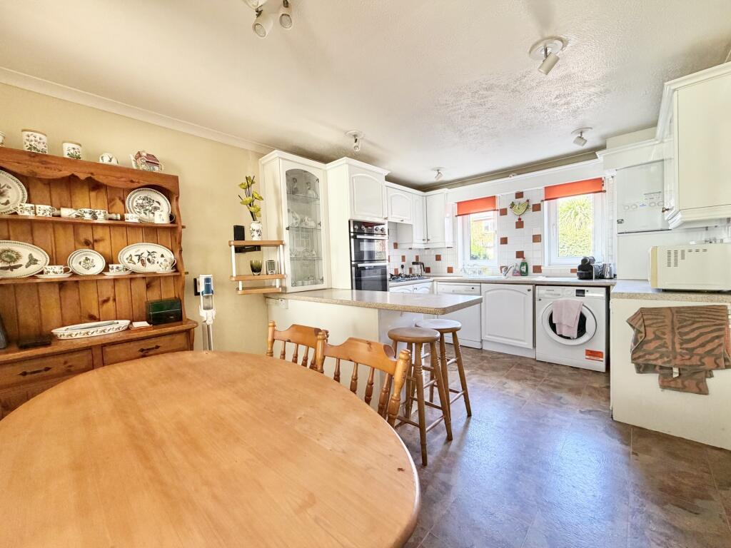 House in Exeter - View 4