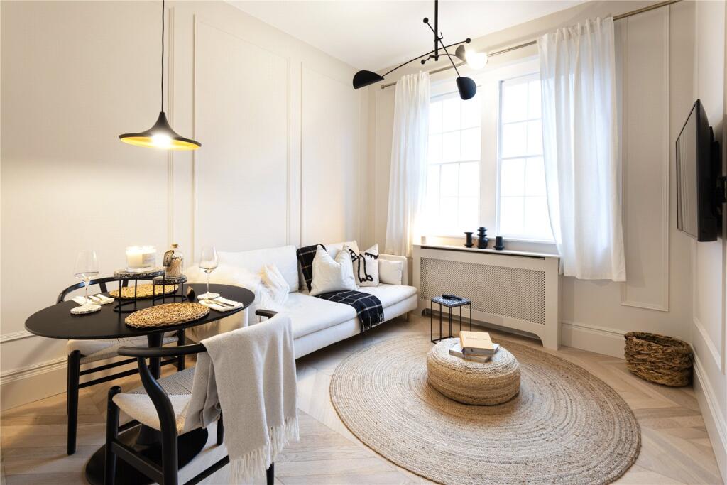Main image of property: High Street, Weston, Bath, Somerset, BA1