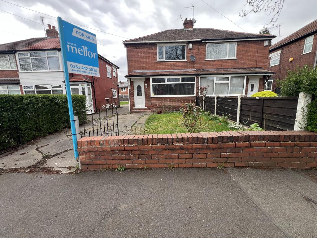 Longford Road West, Reddish photo 2