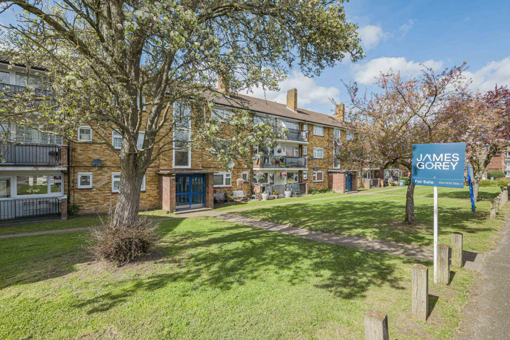 Main image of property: Ellenborough Road, Sidcup, DA14 5JY