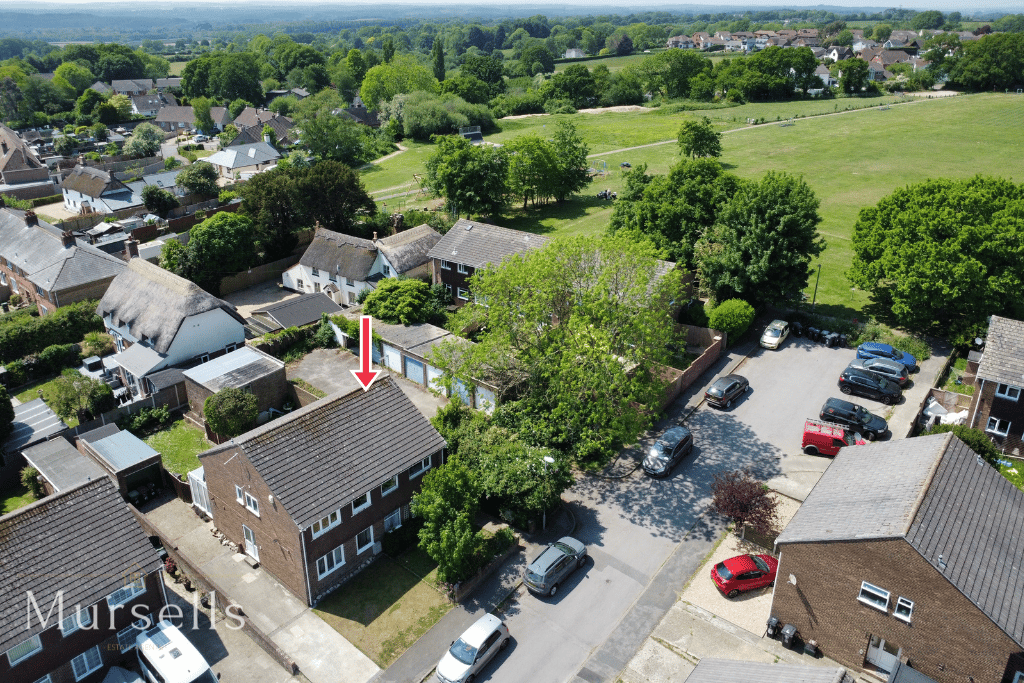 Main image of property: Hannams Close, Lytchett Matravers, Poole, BH16