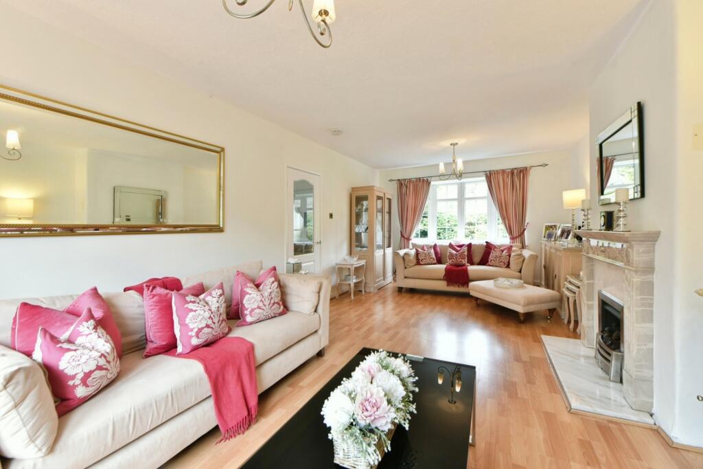 House in Stockport, Greater Manchester - View 5