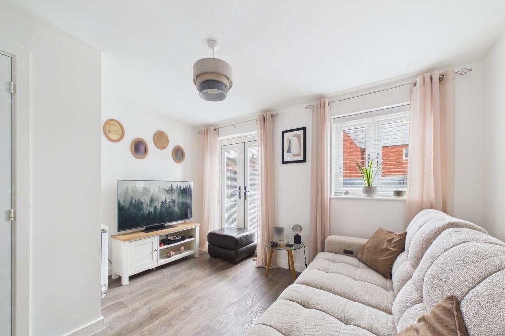 House in Northampton - View 3