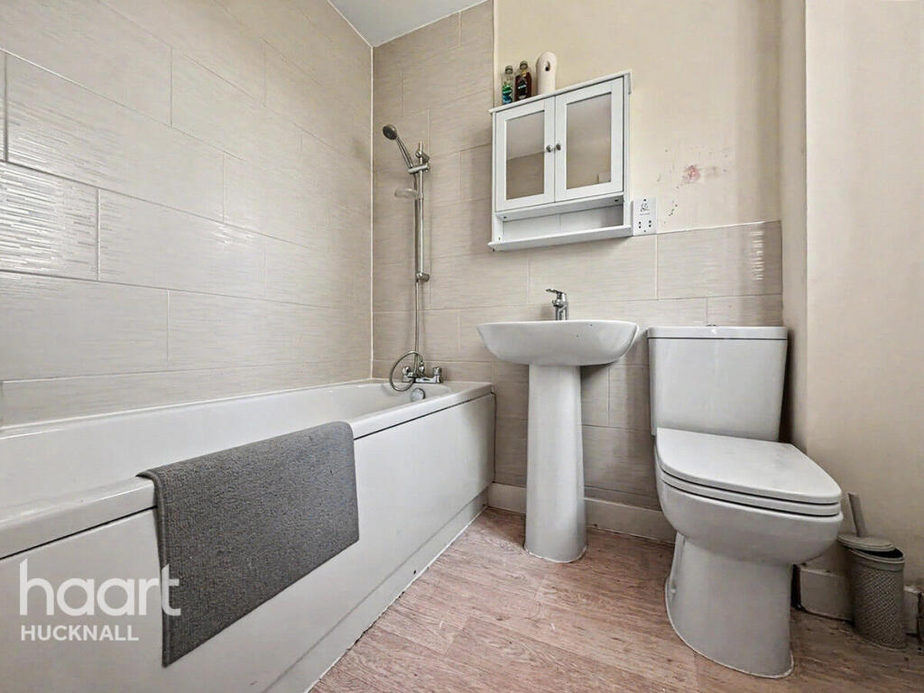 House in Ashfield, Selston - More