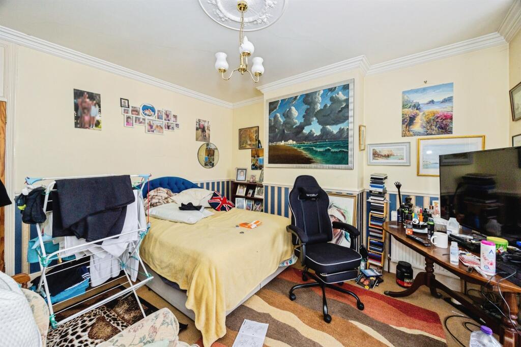 Stubbington Avenue, Portsmouth - View 3