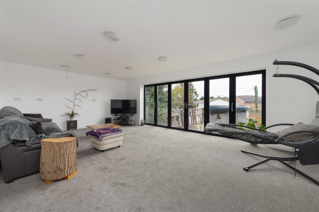 Northwood Road, Whitstable photo 4