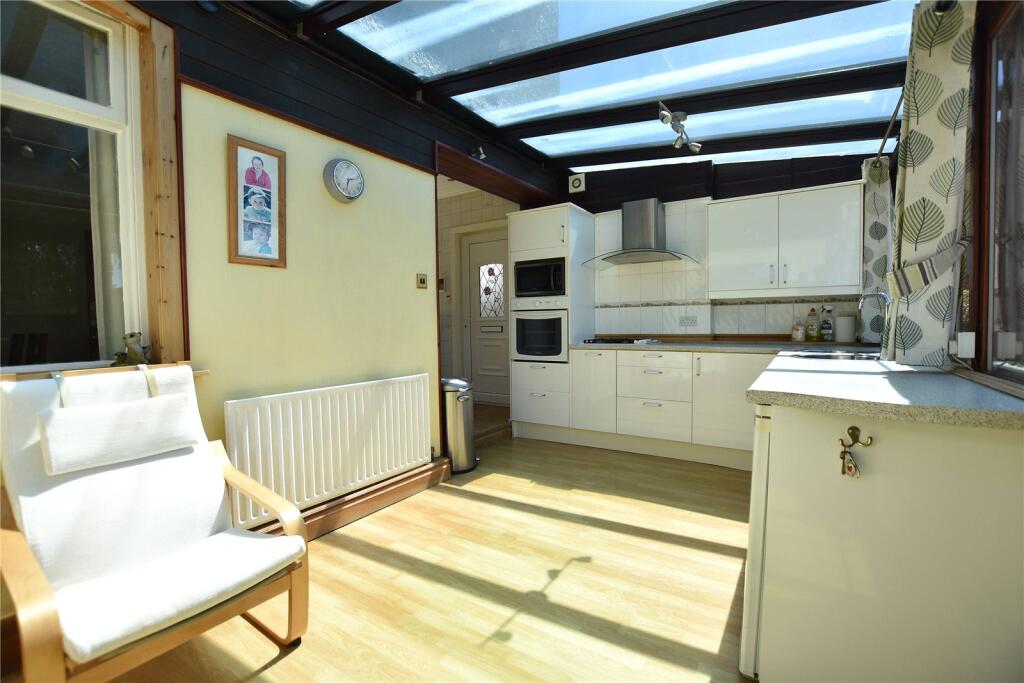 House in Leeds, Barwick in Elmet and Scholes - View 4