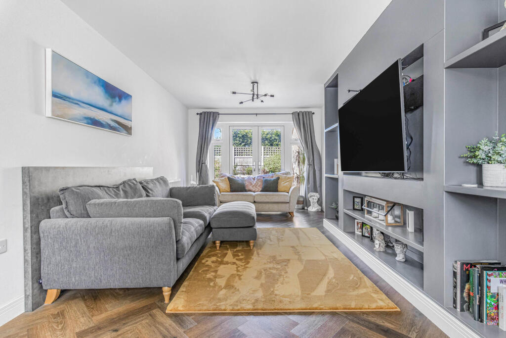 House in East Cambridgeshire, Bassingbourn Fields, Fordham - View 4