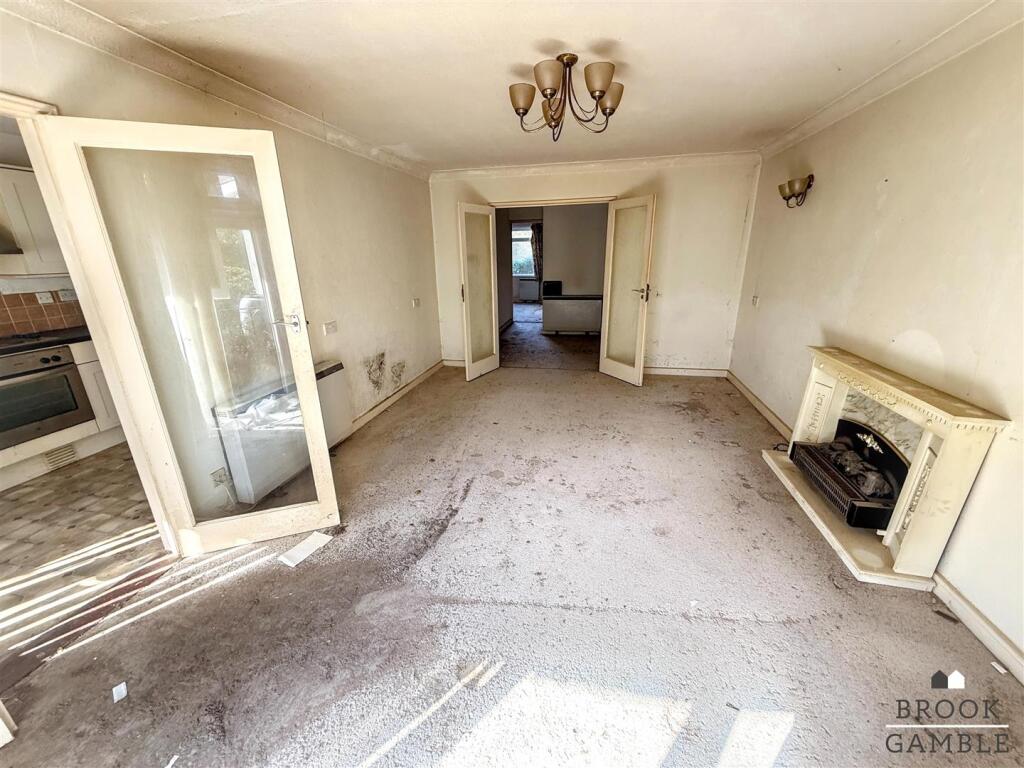 Apartment in Eastbourne, Little Chelsea, Meads - More
