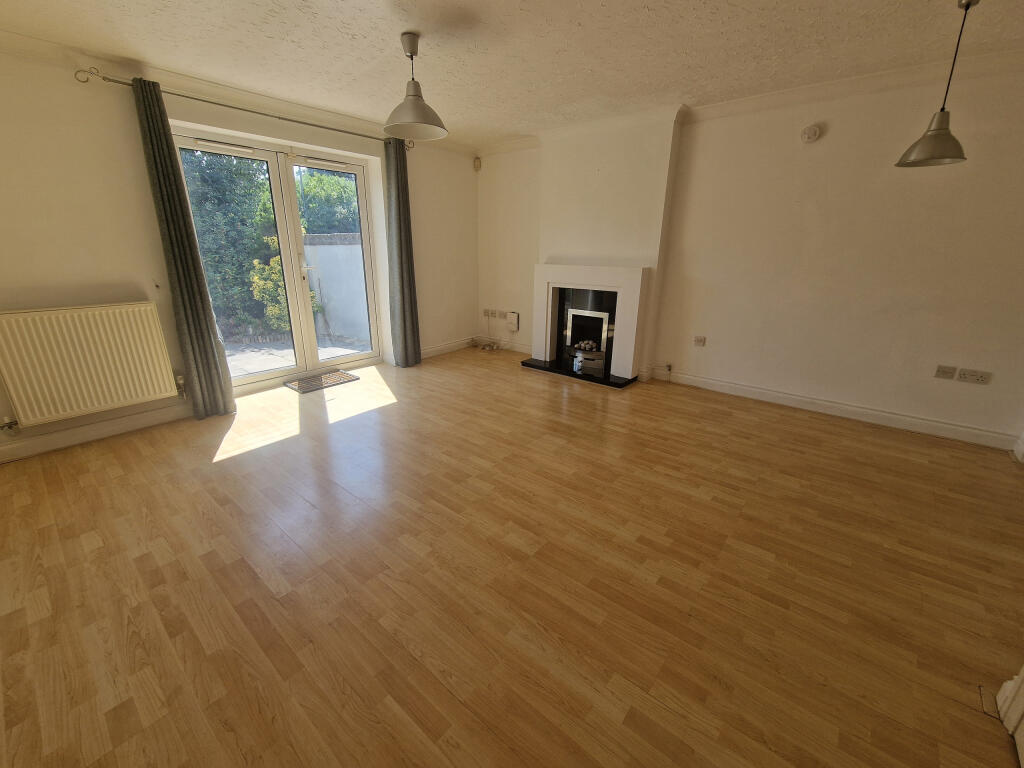 Parish Mews, Yeovil, Somerset, BA21 3AS - View 2