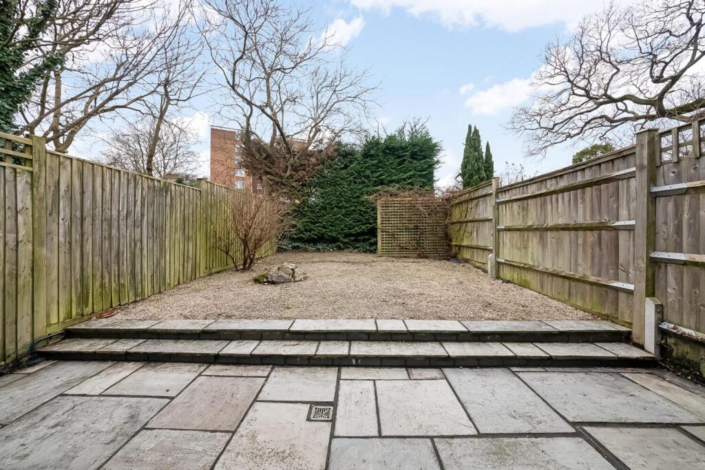 House in London - View 4