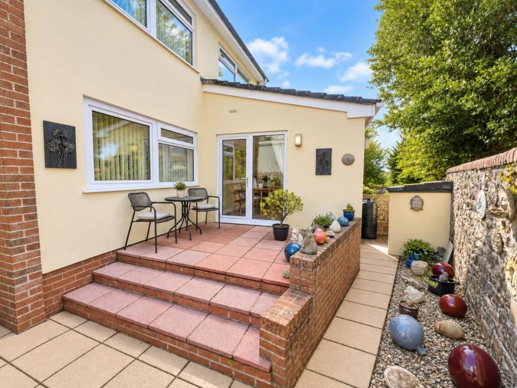 House in Exeter - View 3