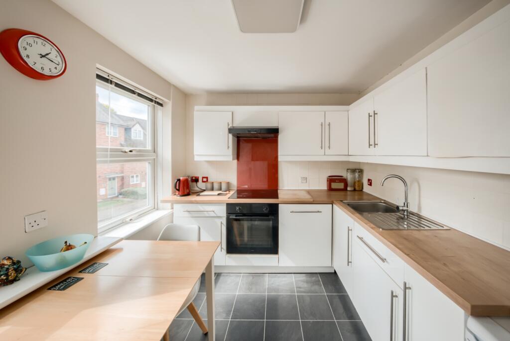 Apartment in Stratford-on-Avon, Oversley Green, Alcester - View 5