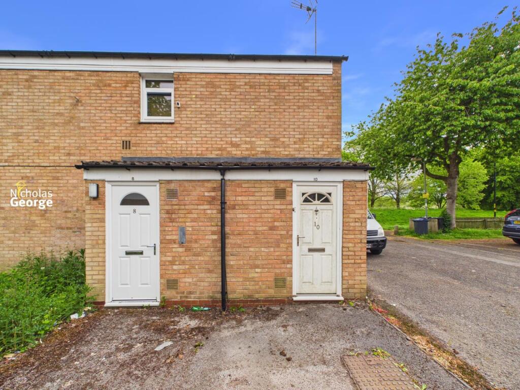 Main image of property: Dauntsey Covert, Birmingham